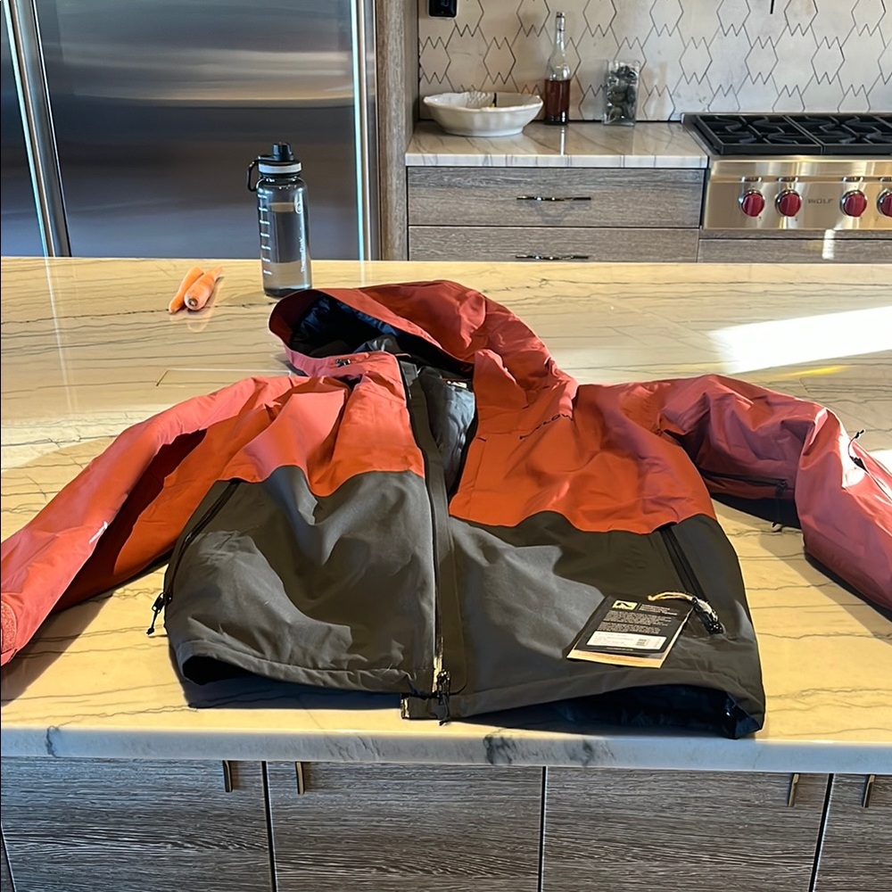 Men's 2024 Flylow Albert Insulated Red and Black Jacket